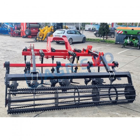 Combinator (grubber) Euro-Masz APSR 2.6m cu tăvălug coardă Combinator (grubber) Euro-Masz APSR 2.6m cu tăvălug coardă