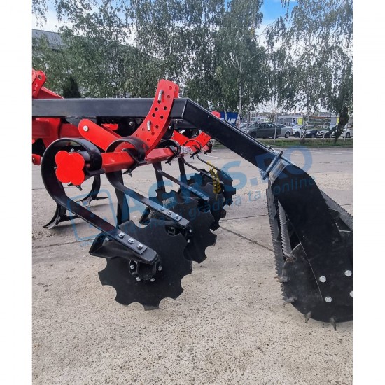 Combinator (grubber) Euro-Masz APSR 2.6m cu tăvălug coardă Combinator (grubber) Euro-Masz APSR 2.6m cu tăvălug coardă